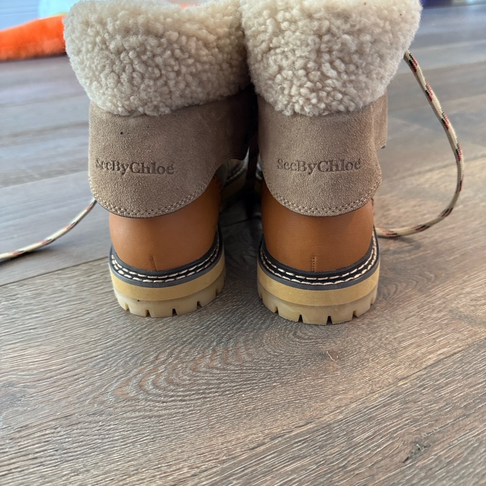 See By Chloe “Eileen” Tan and Brown Shearling Boots NWOT